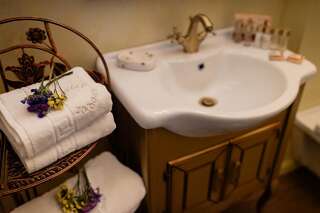 Отель Belle Epoque Boutique (Adult Only) Констанца Номер Делюкс с кроватью размера «queen-size»-8